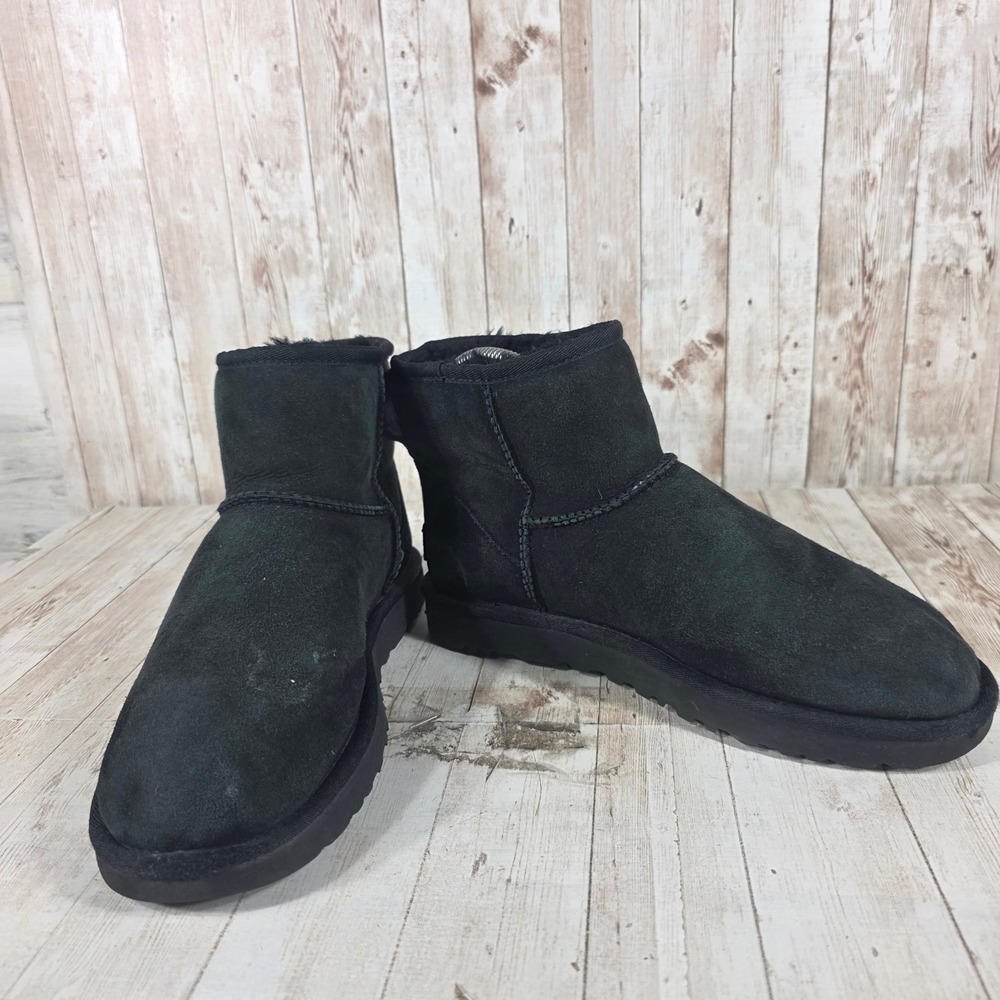 UGG Classic Mini II Black Suede‎ Sheepskin Ankle Boots 1016222 Womens 8 - Picture 6 of 8